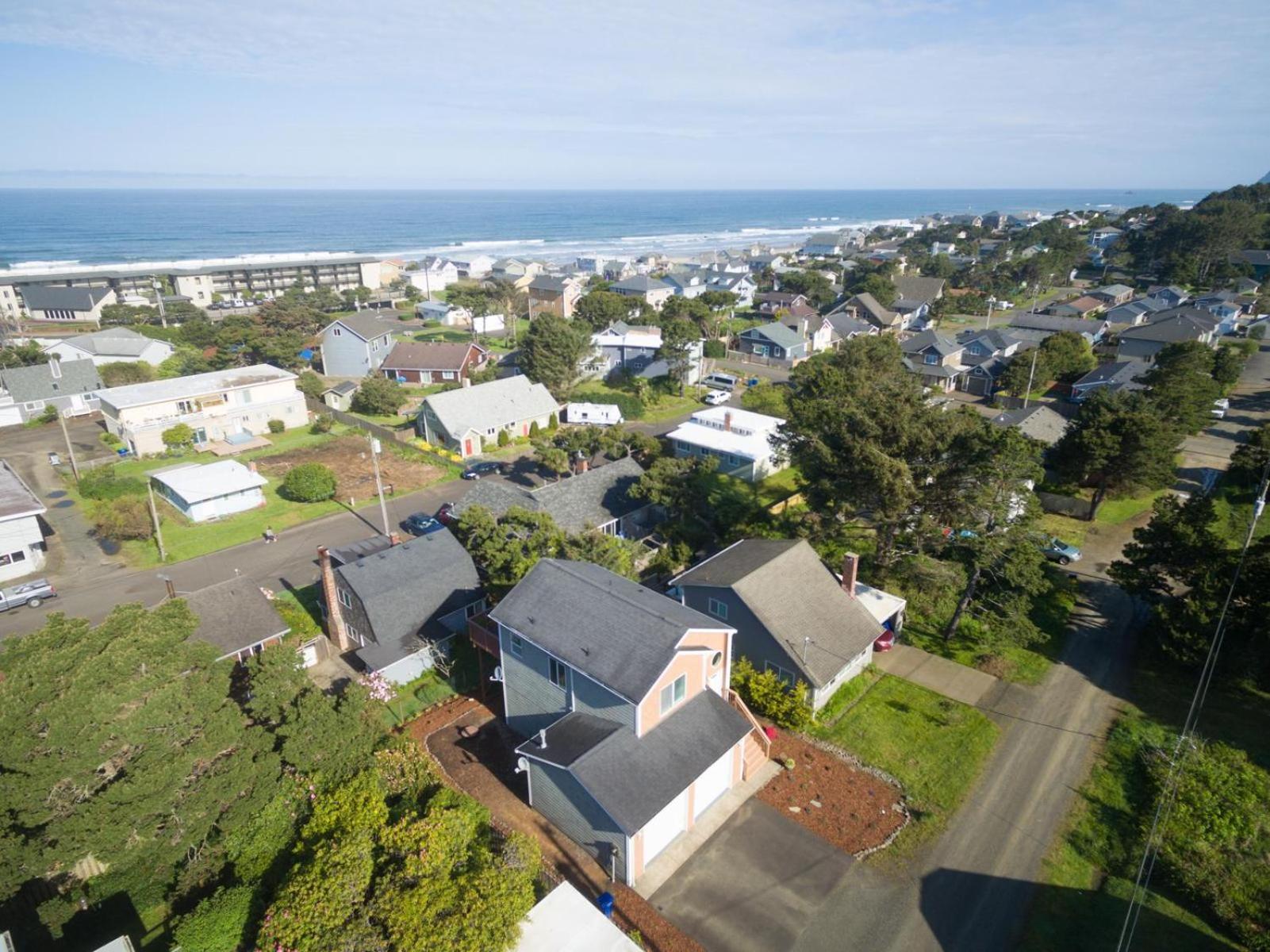 Family Tides Villa Lincoln City Exterior photo